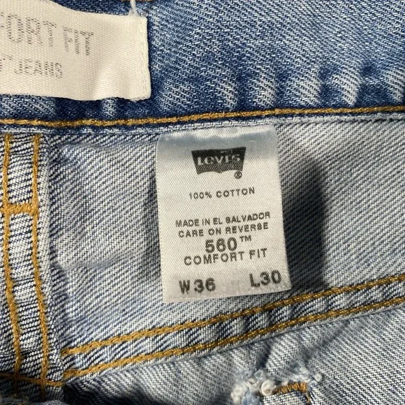 Vintage Y2K Levis 560 Comfort Fit Jeans Mens 36x30 Faded Distressed Light Wash - Picture 4 of 12